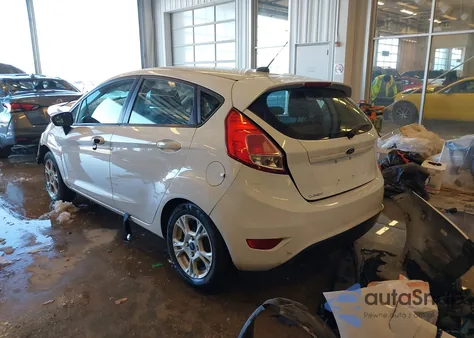 2015 Ford Fiesta Se из США, поврежденный, VIN 3FADP4EJ6FM111511